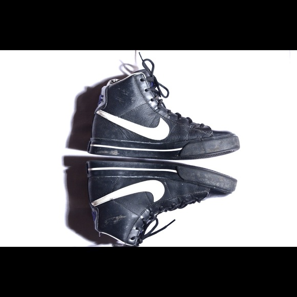 Nike high top patterned leather sneakers - Picture 2 of 5